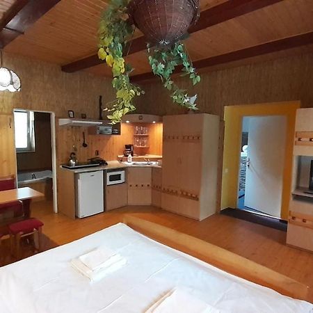 Resort Chribska Apartmany Adri エクステリア 写真