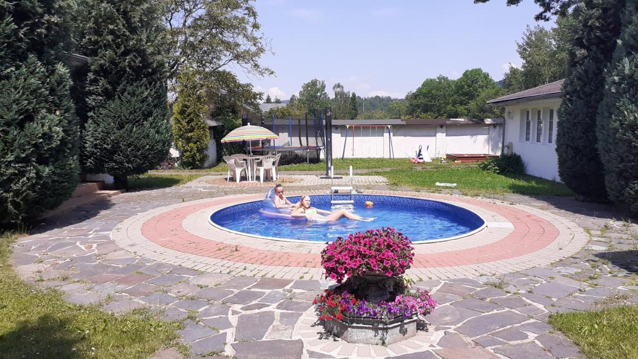 Resort Chribska Apartmany Adri エクステリア 写真